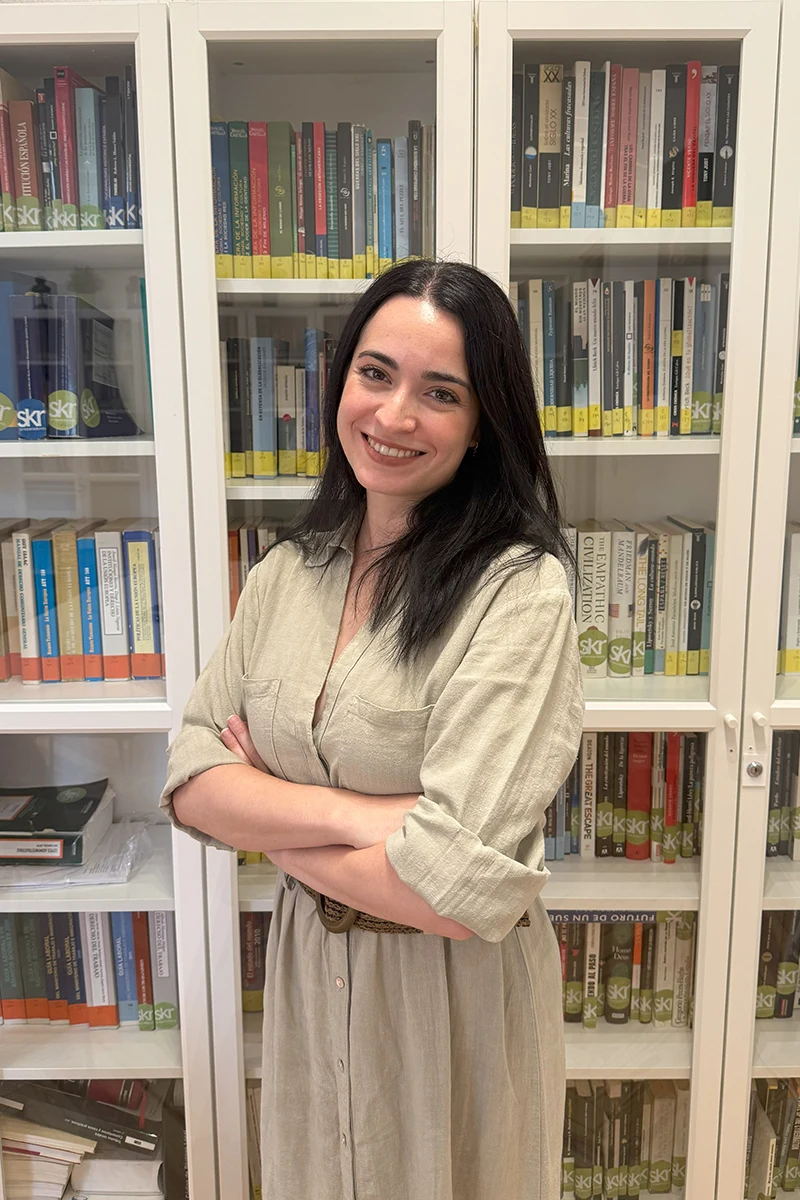 Versión móvil de la cabecera para la preparación de oposiciones a la Escala Técnica de Organismos Autónomos en la academia SKR.