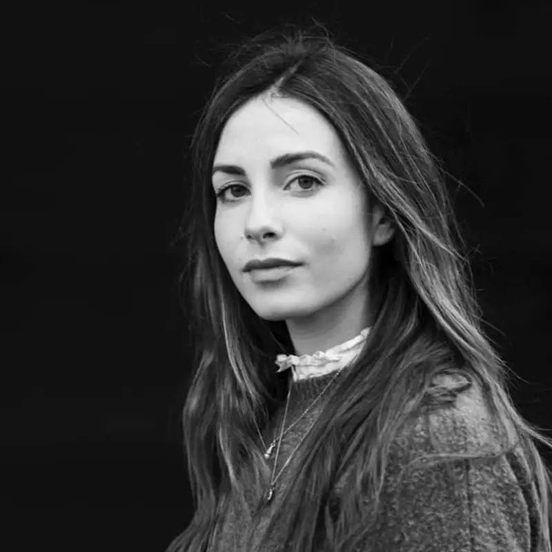 Cristina Oliver, tutora en la academia de oposiciones SKR.