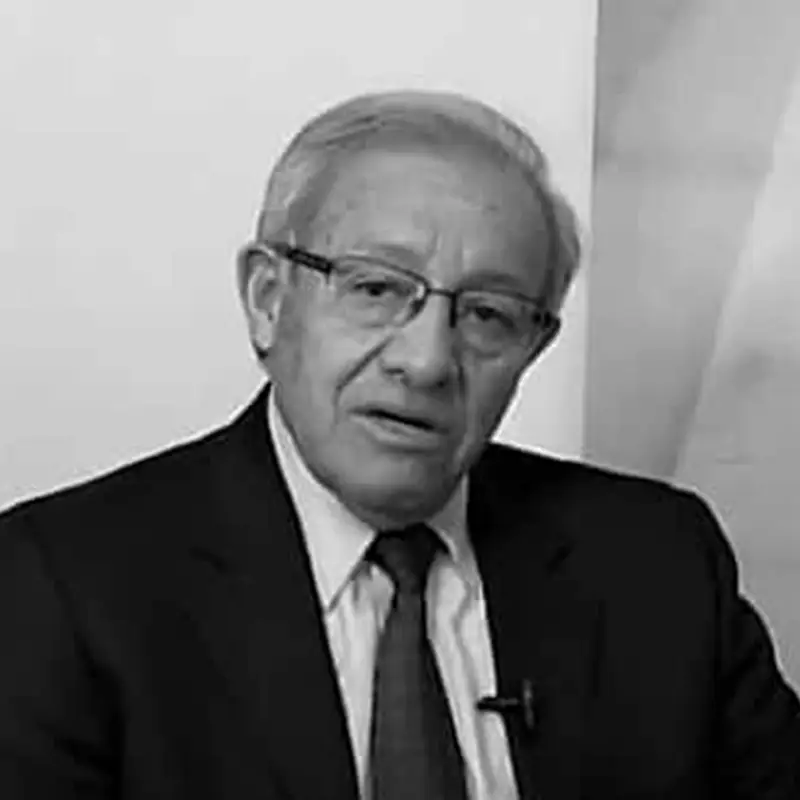 Edgar Jiménez, experto de la academia de oposiciones SKR.