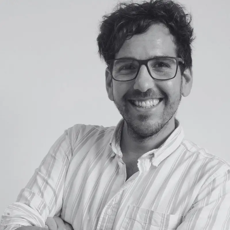 Gerardo Armero, miembro del claustro de profesores de la academia de oposiciones SKR.