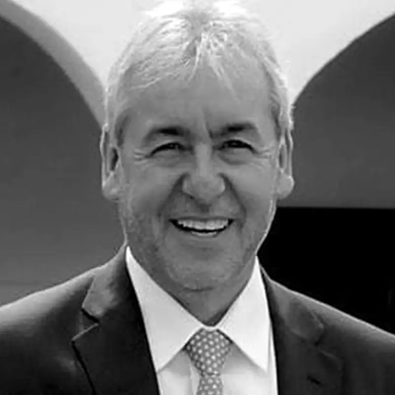 Jorge Londoño, tutor de la academia de oposiciones SKR.