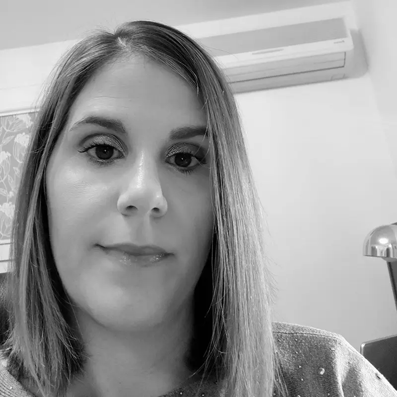 María Tabueña, especialista de la academia de oposiciones SKR.
