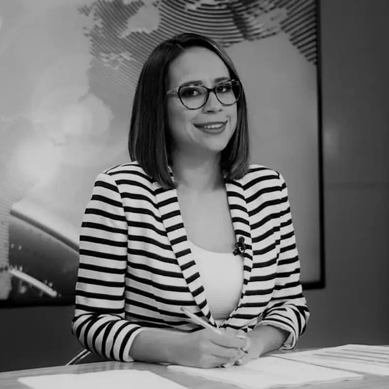Vianey Fernández, experta en formaciones de la academia de oposiciones SKR.