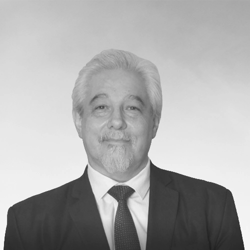 Héctor Juarez, juez del Tribunal Fiscal de Argentina y autor experto en OMA, profesor de la asignatura Procedimientos de cooperación y regímenes especiales en el Máster de Derecho Aduanero en SKR.